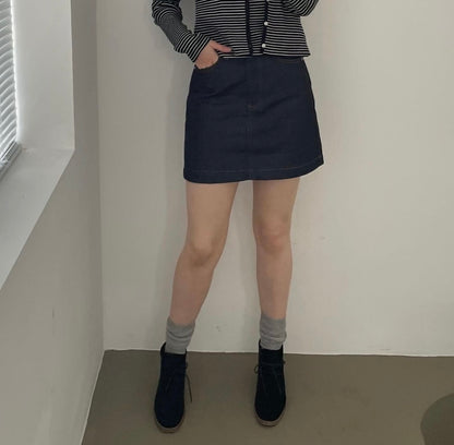 Non-fade denim skirt