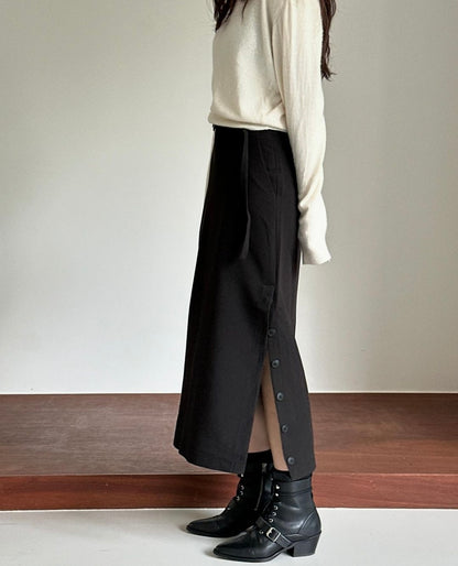 Button up vented skirt