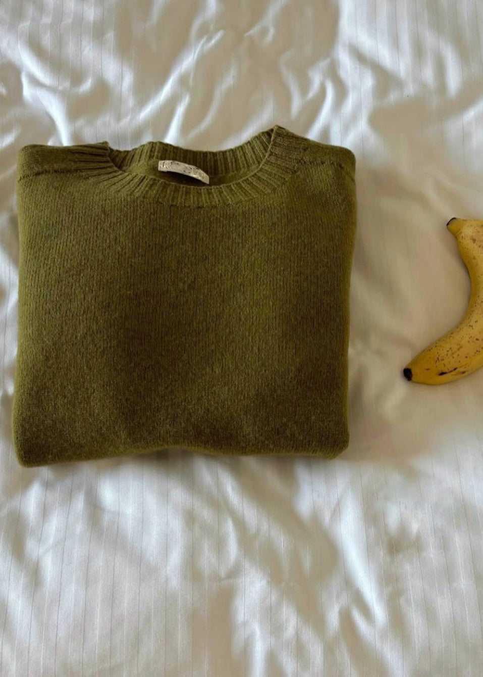 Crew-neck wool sweater