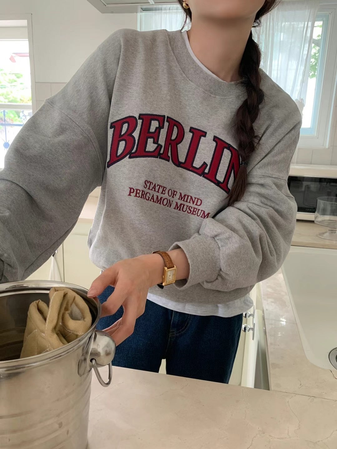 Berlin retro sweater