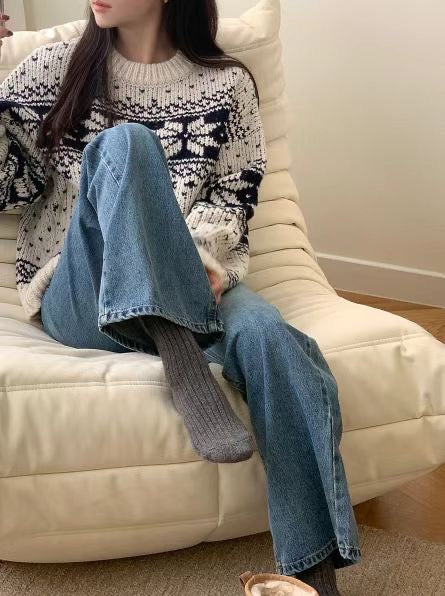 Little bell bottoms jeans